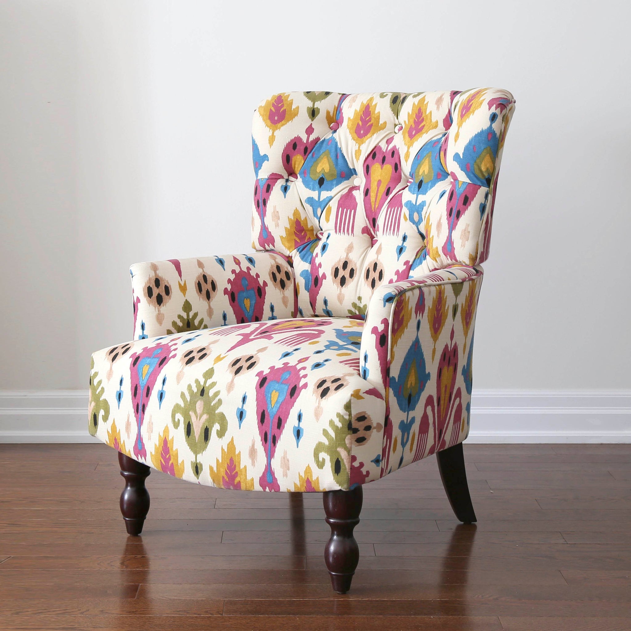 Patterned club chair hotsell